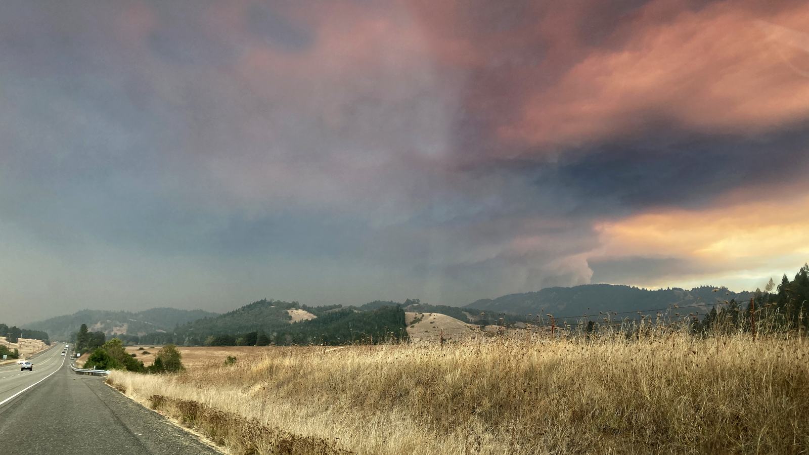 OR 138E sky, Labor Day weekend 2020